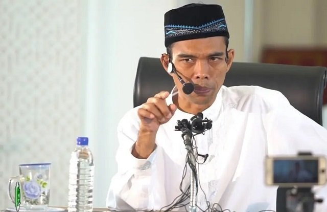 Bolehkah Menyalurkan Zakat Fitrah di Luar Domisili? Ini Penjelasan Ustaz Abdul Somad