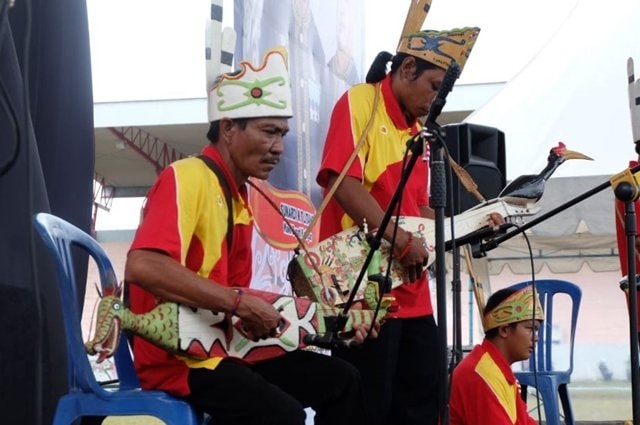 Karungut, Lantunan Puisi Penuh Makna dari Suku Dayak Ngaju