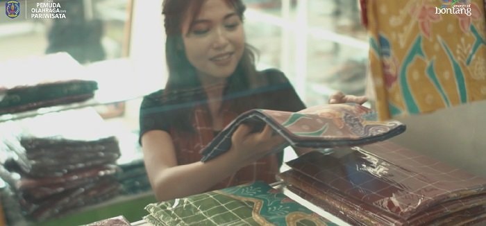VIDEO: Batik Khas Bontang Diluncurkan