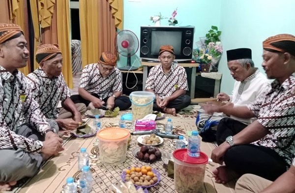 Sambut Ramadhan 1446 H, Paguyuban Warga Sukoharjo Makmur Bontang Gelar Arisan dan Tradisi Megengan