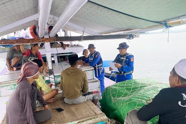 Dukung Asta Cita Presiden, Sat Polairud Bontang Lakukan Patroli di Perairan Bontang