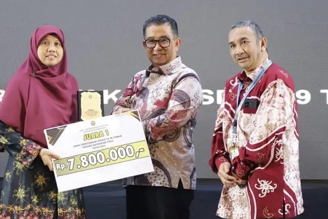 "Literasi Day" Antar SD IT Istiqomah Balikpapan Raih Penghargaan Literasi 2024