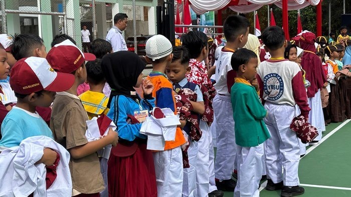 Pemkot Balikpapan Bagikan 92 Ribu Seragam Gratis, Anggarkan Rp28 Miliar