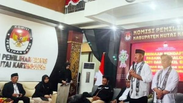 Pilkada Kukar 2024: Edi Damansyah-Rendi Solihin Resmi Daftar, Targetkan Kemenangan Besar