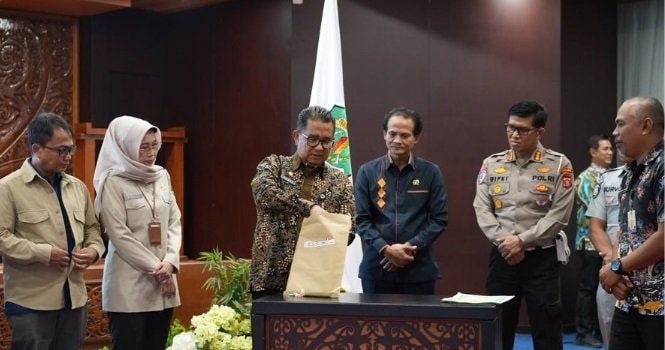 Pemprov Kaltim Bagikan Hadiah Rp5 Miliar untuk 1.250 Wajib Pajak Taat