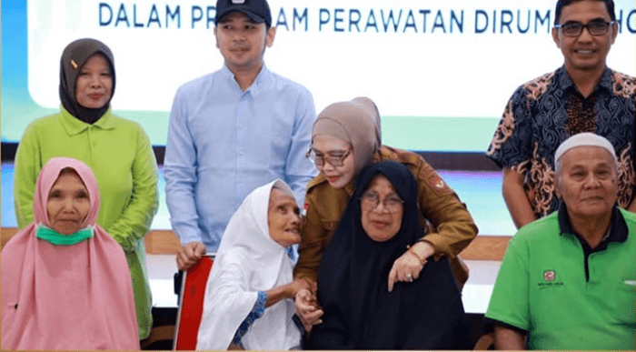 Ratusan Lansia di Bontang Dapat Bantuan Uang Tunai, Wali Kota: Bukan Sekadar Bantuan, tapi Bentuk Cinta