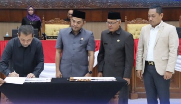 Pemprov dan DPRD Kaltim Sepakati Perubahan KUA PPAS 2023 25,32 Triliun