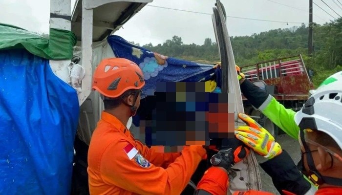 Kronologi Lengkap Truk Tabrak Antrean di SPBU Km 13 Balikpapan, Sopir Tewas Terjepit di Kabin