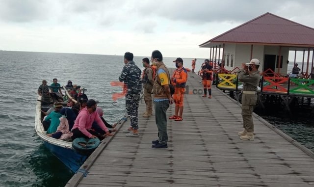 Nekat ke Beras Basah, Pengunjung Disuruh 'Balik Kanan'