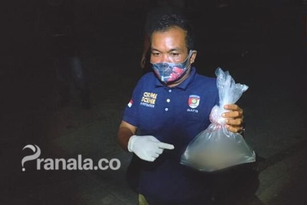 Telapak Tangan Misterius Ditemukan Mengapung di Sungai Mahakam