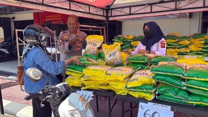 Warga Balikpapan Terbantu, Polresta Sudah Salurkan 202 Ribu Pack Beras SPHP