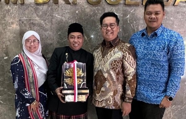 Pokdarwis B3 Pela, Kutai Kartanegara Sabet Kalpataru 2024 Kategori Penyelamatan Lingkungan