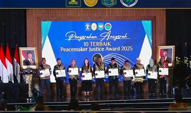 Lurah Gunung Telihan Raih Top 10 Paralegal Justice Award 2025, Bontang Ukir Prestasi Nasional