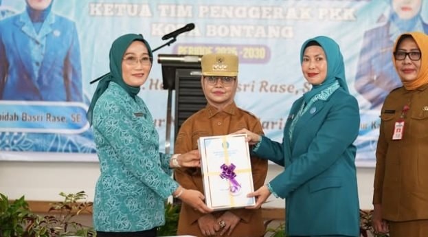 Istri Wawali Agus Haris Resmi Pimpin PKK Bontang, Ini Harapan Wali Kota
