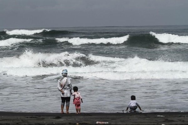 BMKG Peringatkan Pasang Laut sampai 2,9 Meter di Pesisir Kaltim