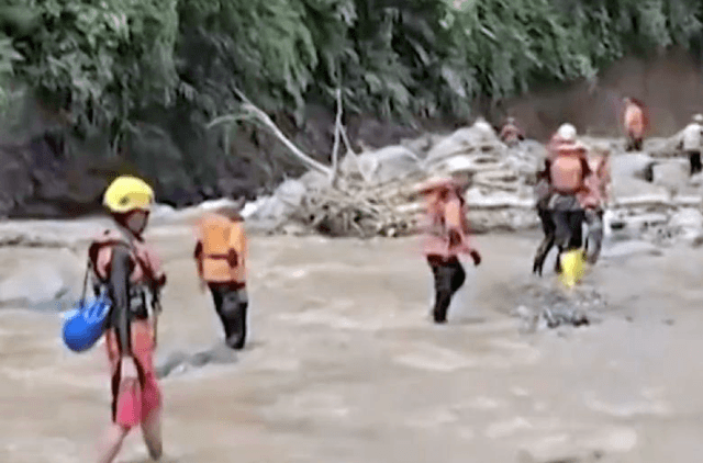 Banjir Rendam Kota Solok, 3.362 Warga Terdampak, Debit Air Sungai Terus Meningkat