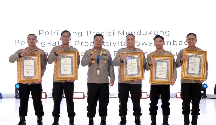 Polres Kutim Raih Penghargaan Pelayanan Prima dan Zona Integritas dari Kapolri