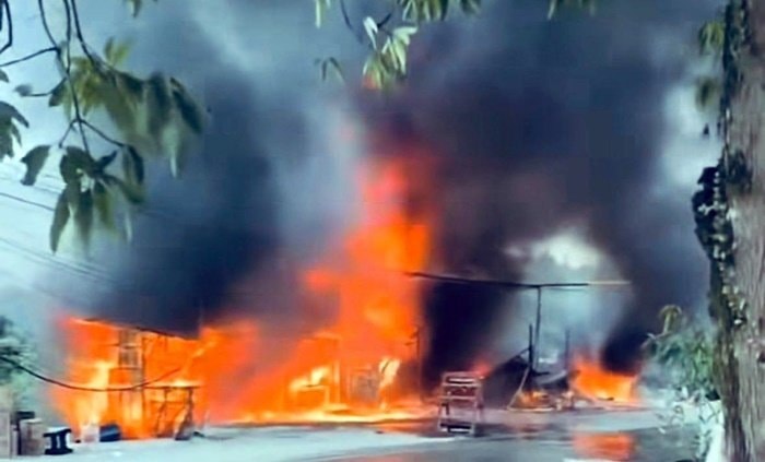 Kebakaran di Kariangau Balikpapan, 2 Toko dan Bengkel Ludes