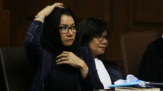 KPK Sita 72 Mobil dan Duit Rp8,7 Miliar dari Mantan Bupati Kukar