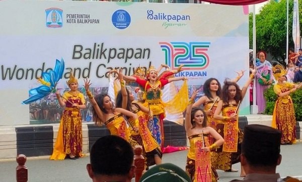 Meriahnya Balikpapan Wonderland Carnival 2022