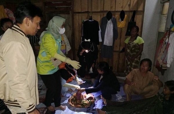 Aksi Cepat Tim Medis Evakuasi Ibu Hamil di Malahing Bontang, Lolos dari Bahaya Pendarahan