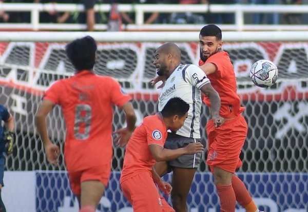 Borneo FC Libas Persib Bandung 4-1