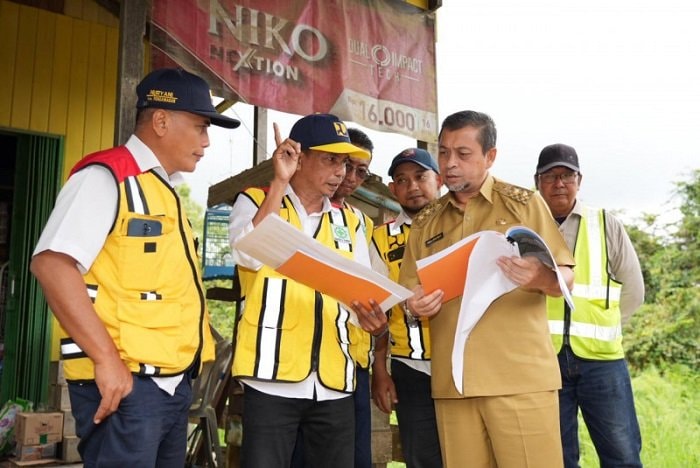 Dampak Rusaknya Jalan Negara di Kutai Barat