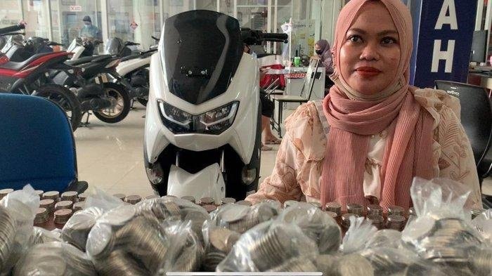 Bawa 31 Ribu Keping, Beli Motor Pakai Uang Koin