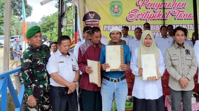 Ketua DPRD Kutim: Tanah Warga Sidrap Kini Punya Kepastian Hukum