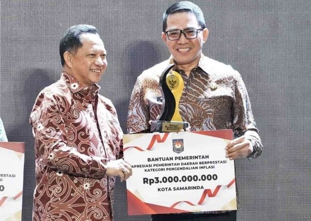 Samarinda Raih Dua Penghargaan Nasional Berkat Inflasi dan BUMD