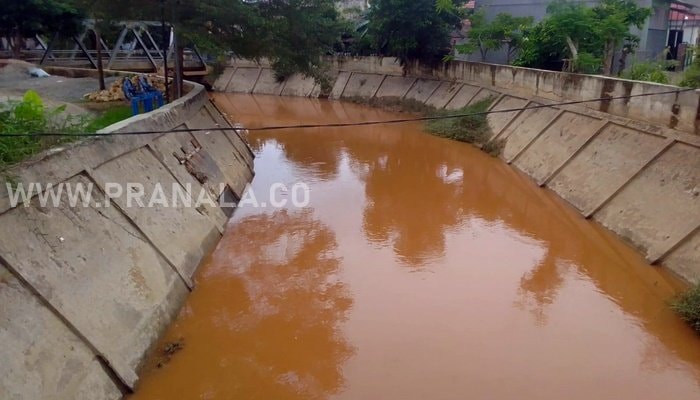 Sungai di Bontang Berubah Cokelat Kemerahan, Diduga Tercemar Limbah IPA PDAM