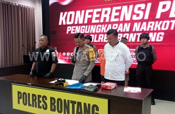 Polres Bontang Tangkap Dua Pengedar, Simpan Sabu 503 Gram Dalam Kotak Susu Formula