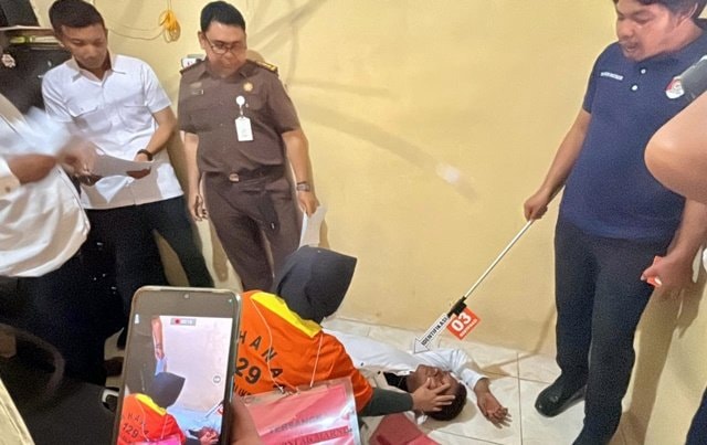 Rekonstruksi Pembunuhan Ketua RT Balikpapan, Sebagian Adegan Diprotes Keluarga Korban, JPU Pastikan BAP Tambahan