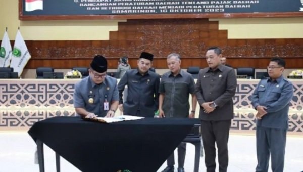 DPRD Kaltim dan Pemprov Sepakati Perda Pajak Daerah dan Retribusi
