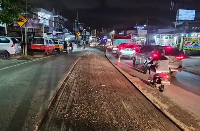 Pakai Aspal Premium Anti-Ambles, Jalan Soekarno-Hatta Balikpapan Diperbaiki