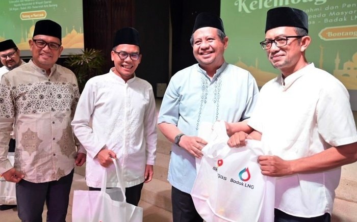 PT Badak NGL Salurkan 1.000 Paket Sembako kepada Masyarakat Bontang