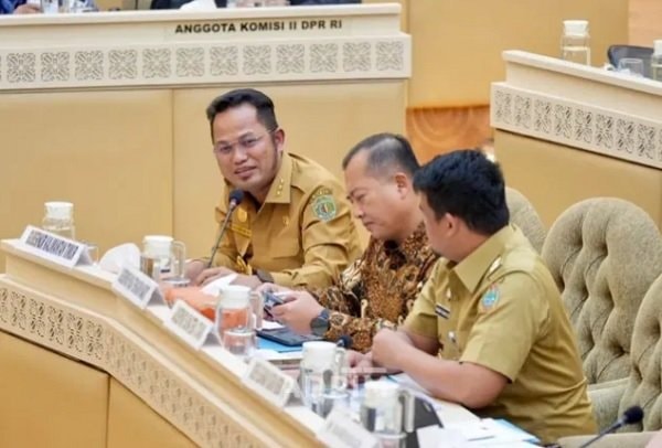 Bawa Video Jalan Rusak ke DPR, Gubernur Kaltim: Ini Wajah Indonesia dari Timur