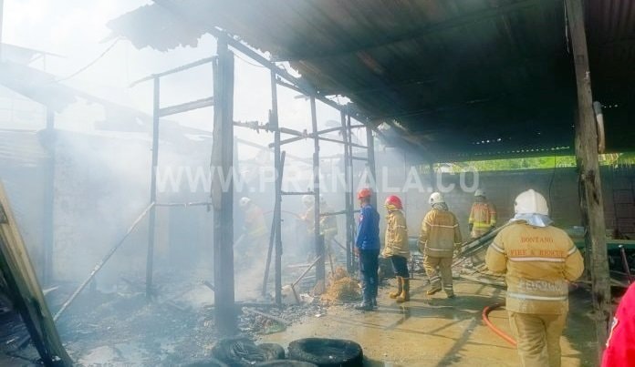 Ditinggal Ibadah Haji, Gudang Besi di Kanaan, Bontang Terbakar