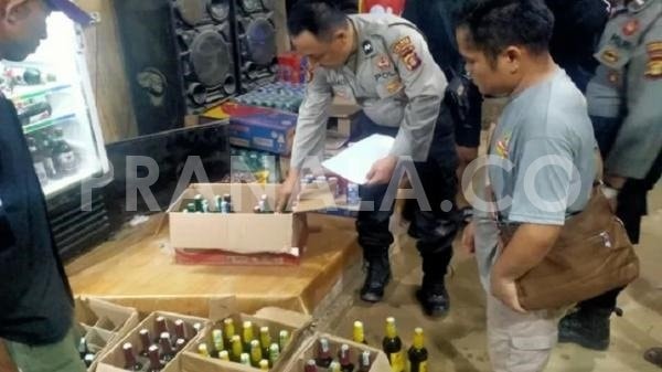 Polres PPU Bongkar Peredaran Miras Ilegal di Sepaku, Ratusan Botol Disita