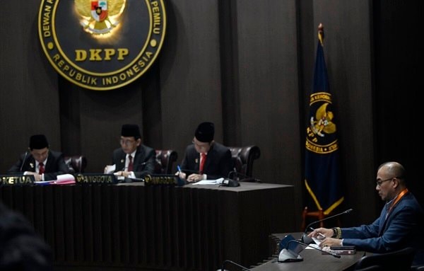 Hasyim Asy’ari Dipecat sebagai Ketua KPU RI, Korban Berinisial CAT Puas dengan Keadilan