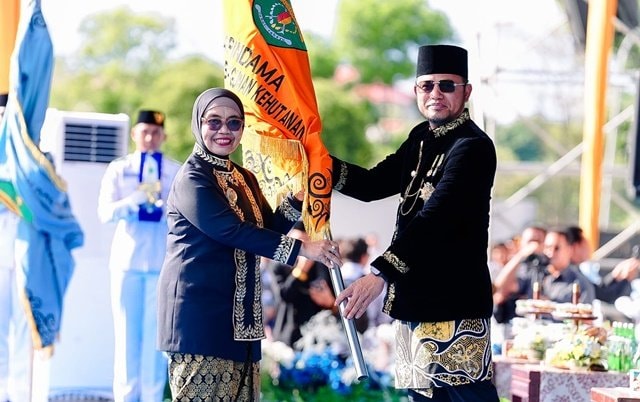 HUT ke-69 Kaltim, Kota Bontang Sabet Arindama Bidang Pembangunan Sosial