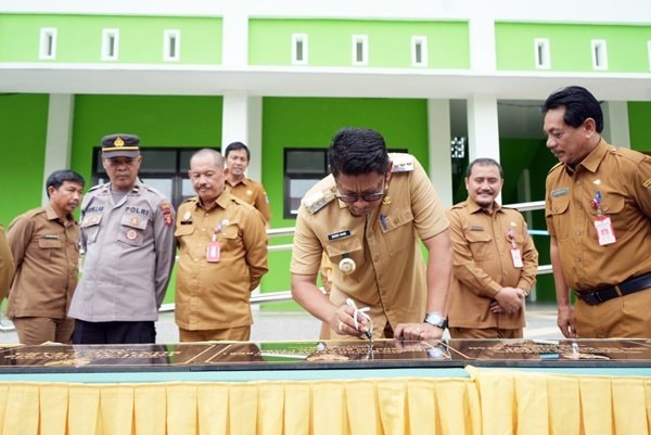 Wali Kota Bontang Resmikan Enam Gedung Sekolah Baru