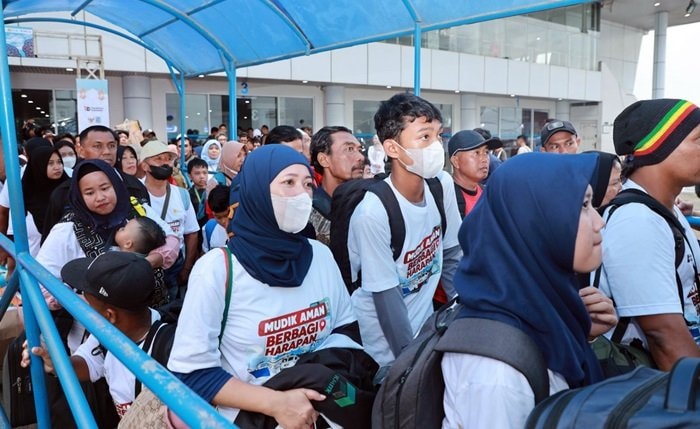 1.230 Pemudik dari Balikpapan Berlayar Gratis ke Surabaya lewat Mudik Bersama BUMN
