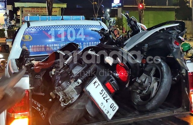 Brak! Tabrakan Motor Ojol vs Remaja di Bontang, Korban Alami Pendarahan Hidung
