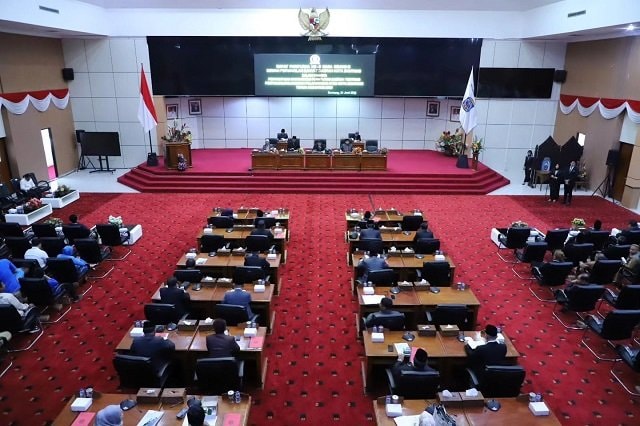Pemkot Paparkan Visi Transformasi dan Pembangunan Berkelanjutan di Rapat Paripurna DPRD Bontang