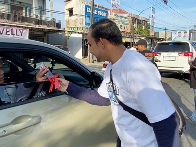 Independen Muda Ajak Warga Bontang Ciptakan Pilkada Damai dengan 1.000 Bunga