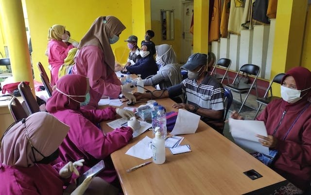 Informasi Penting! Penerima Vaksin Moderna Dosis Sebelumnya bakal Terima Pfizer