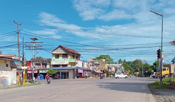 Lampu Merah Bungoro Rusak Parah, Kadishub Pangkep Sentil PT Semen Tonasa