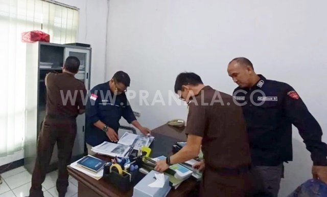 Kejati Kaltim Geledah Kantor BUMD Bara Kaltim Sejahtera, Dugaan Korupsi di Sektor Pertambangan Diselidiki