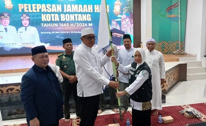 152 Jemaah Haji Bontang Berangkat ke Tanah Suci, Tergabung Kloter 16 Embarkasi Balikpapan